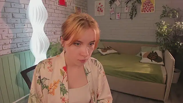 Chatroom XXX en direct de miraiakik