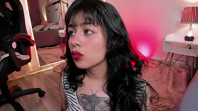 flower_smith_ Live XXX Chat