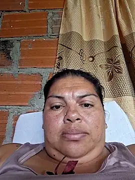 Juli_Powl's Live XXX Chat