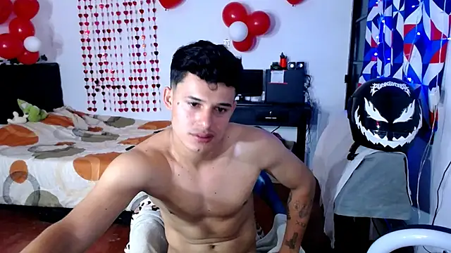 freddy_romas Webcamshow