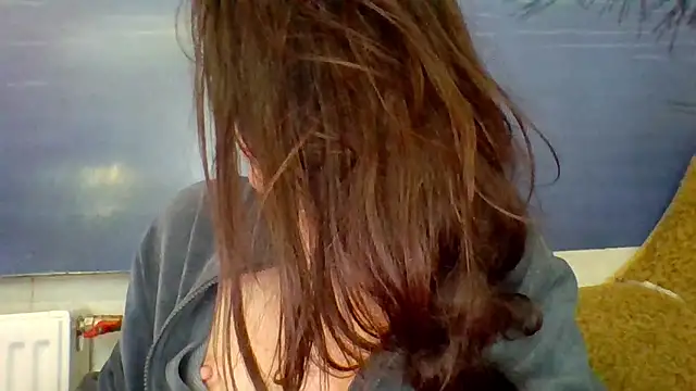 XXX chat uživo modela AliceTailor