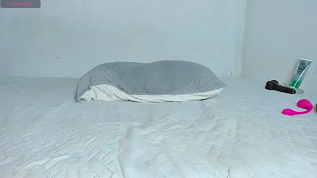 Онлайн чат XXX hot_boy_04