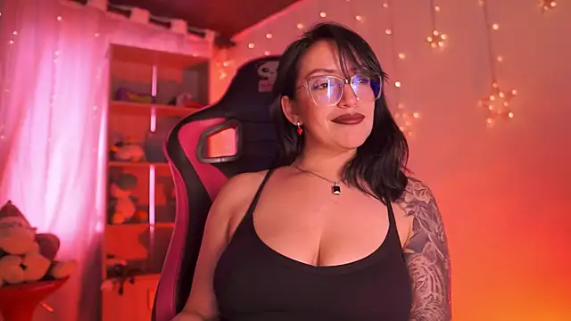 Madison_Mayer élő XXX-chatje