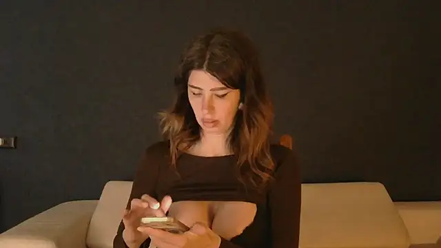 WhiteQueen888's Live XXX Chat