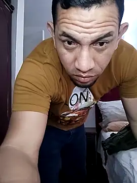 Rojasmike90 webkamerás műsora