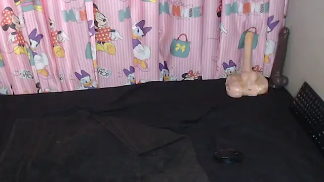 TrishahXo Live XXX Chat