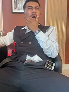 Latinmoster_boss Live XXX-Chat