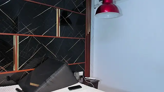 HannyThompson's Live XXX Chat