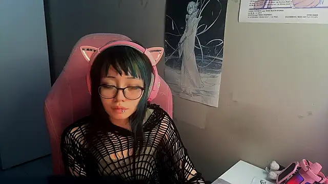 SaxonDibs: вебкам-шоу