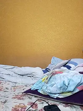 Chat +18 de LiluHot ao vivo