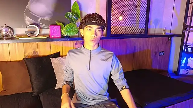 AlanCutee Webcam-Show