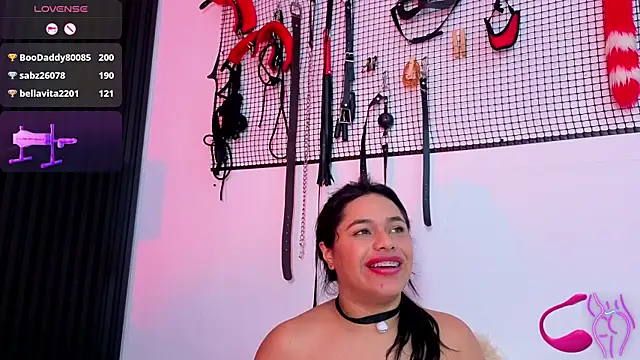 Issafoxx 现场XXX聊天