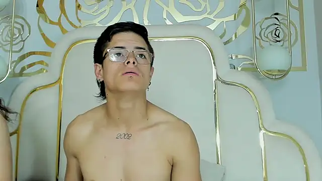 แชท XXX สดของ midnightlust_vc