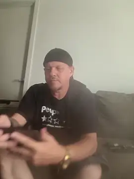 yourMasterisBored Live XXX Chat