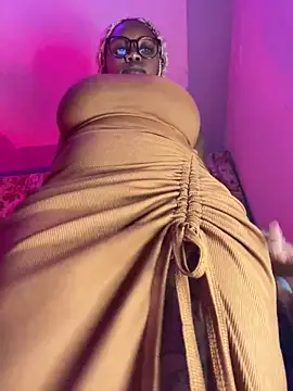 Chat XXX Live _Thirteen