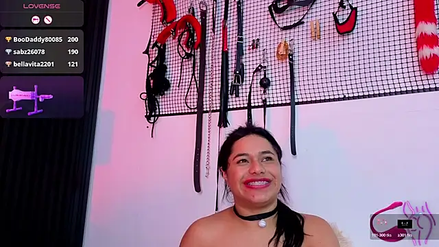 Issafoxx Obrolan Langsung XXX