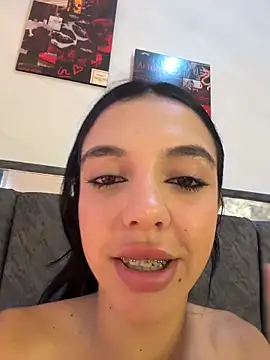 Jetf_Andrea_couple Show in webcam