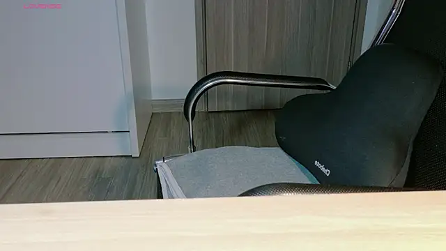 Blu3Moon-: онлайн-секс-чат