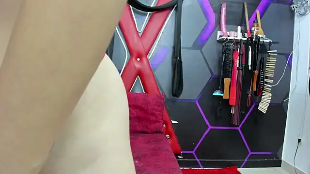 BDSM_ESTREMEのライブXXXチャット