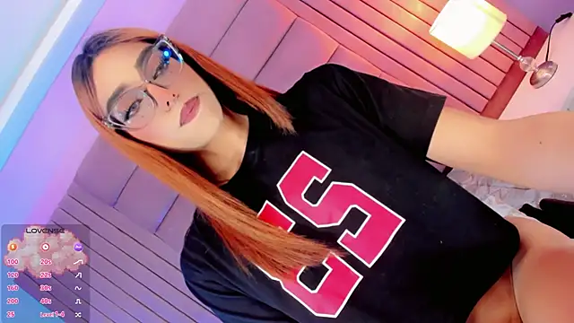 Camille_deluxe's Webcam Show