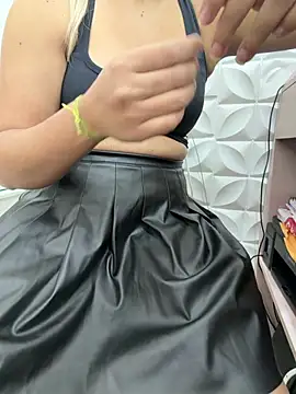 Chat +18 de Jullyc ao vivo