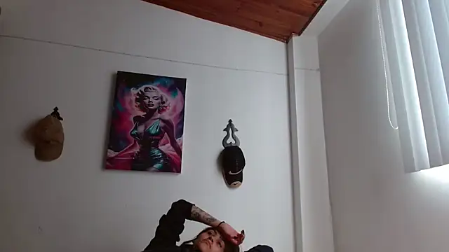 Crystal_Star_ Adlı Modelin Canlı XXX Sohbeti