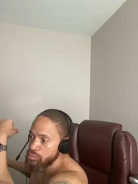 Fathero1timeのライブXXXチャット