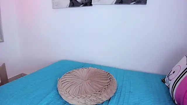 Chat XXX en directo de Darsha_Hara