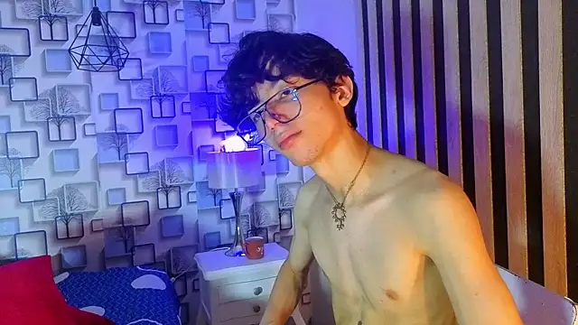 Czat XXX na żywo – Twink_Sebas7