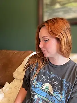 WakeAndBlaze: вебкам-шоу