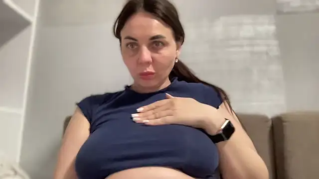 Darsy_Rox's Live XXX Chat