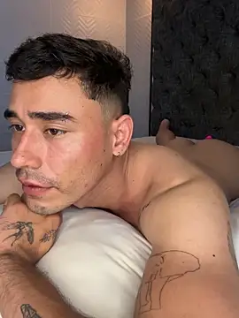 Adam_Grey 网络视讯表演