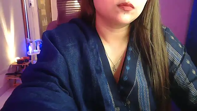 Chat XXX en directo de Mitikaa