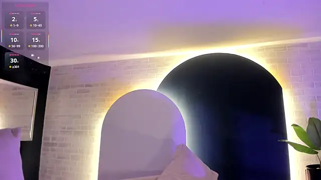 แชท XXX สดของ MilaLawrence