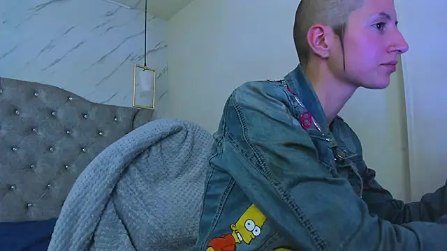 แชท XXX สดของ Fieramadame