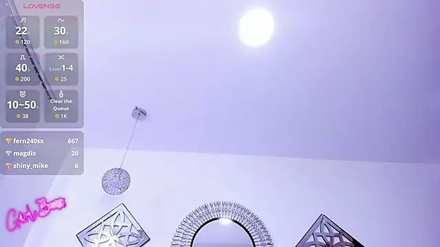 Živý XXX chat Raven-reyess