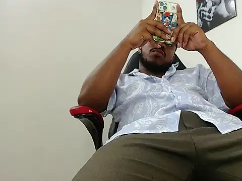 Alessandro_Hamedのウェブカメラショー