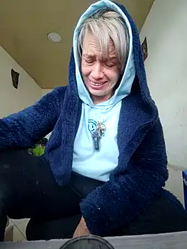 MARILYNMADELENAKOVANOVAのライブXXXチャット