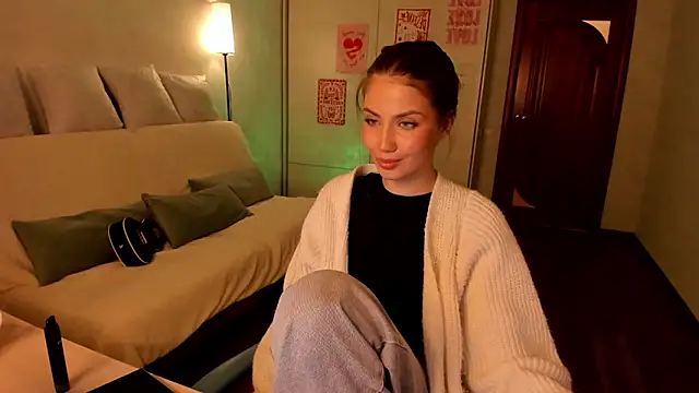 Aurora_Glow21 live XXX chat