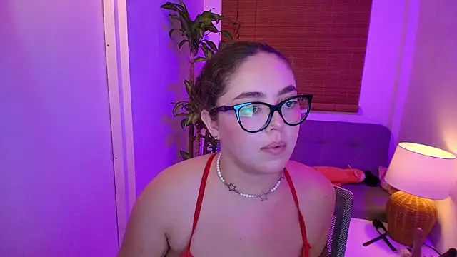 Chat +18 de Emmy_peach1 ao vivo