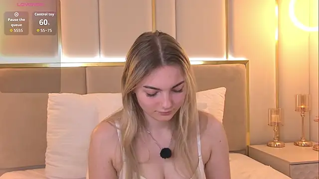 Sona_Lavberi: онлайн-секс-чат