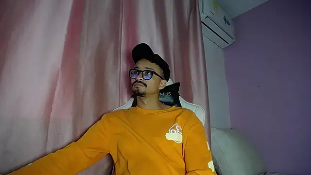 Amir_guy_ Webcam show