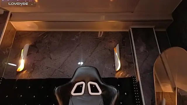 Kitty_fox_b: απευθείας συνομιλία ΧΧΧ