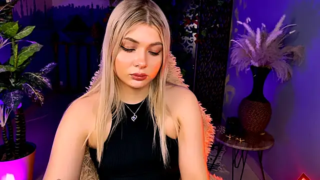 Chat XXX ao vivo de HyileyClark