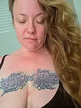 julimonroe live XXX chat