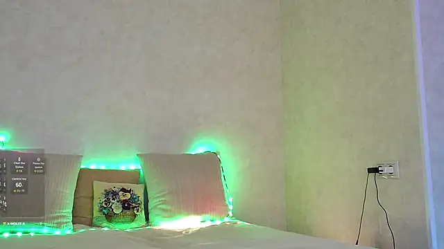 RoseaaのライブXXXチャット