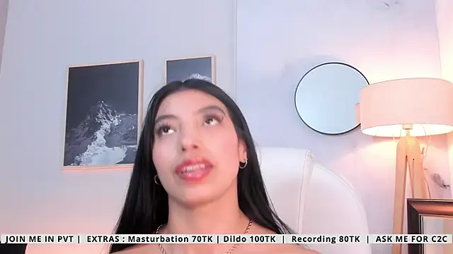 Tiffany_Low Adlı Modelin Canlı XXX Sohbeti