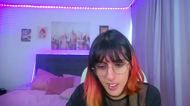 goth_minerva: онлайн-секс-чат