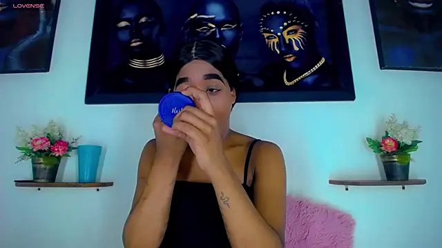 Nashla_D_-: διαδικτυακό σόου στην κάμερα