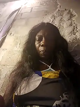 nzanizy élő XXX-chatje